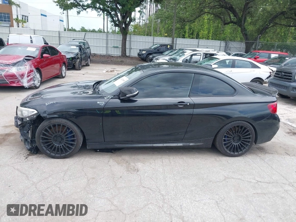2015 BMW 2 Series M235i with VIN WBA1J7C5XFV289284, listed as a IAAI auction lot 42626668 with 179,944 mi miles and . Bid and sale history available at DreamBid. Image 15.