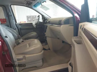 2006 Ford Freestar SEL с VIN 2FMZA52236BA39975, выставлен на аукционе IAAI как лот 42218012 с пробегом Не указан миль и . История ставок и продаж доступна на DreamBid. Изображение 5.