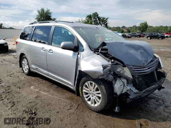 2017 Toyota Sienna XLE Auto Access Seat with VIN 5TDYZ3DCXHS794013, listed as a Copart auction lot 60815065 with 178,562 mi miles and Salvage title. Bid and sale history available at DreamBid. Image 4.