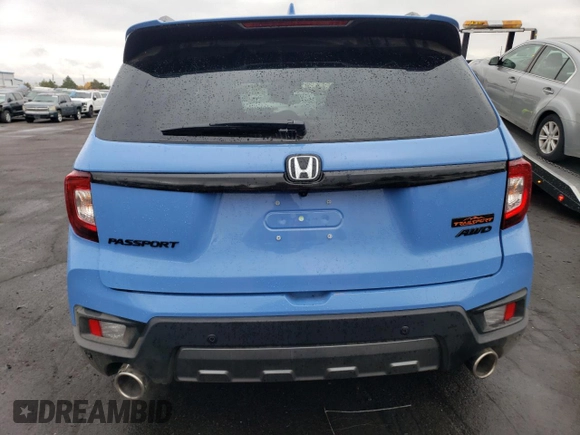 2024 Honda Passport TrailSport with VIN 5FNYF8H65RB013723, listed as a Copart auction lot 78754224 with 4,775 mi miles and Salvage title. Bid and sale history available at DreamBid. Image 6.