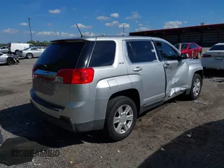 2013 GMC Terrain SLE z VIN 2GKALMEK4D6271240, wystawiony jako IAAI lot #41901723 z przebiegiem 72 626 mil mil oraz . Historia ofert i sprzedaży dostępna na DreamBid. Obrazek 4.
