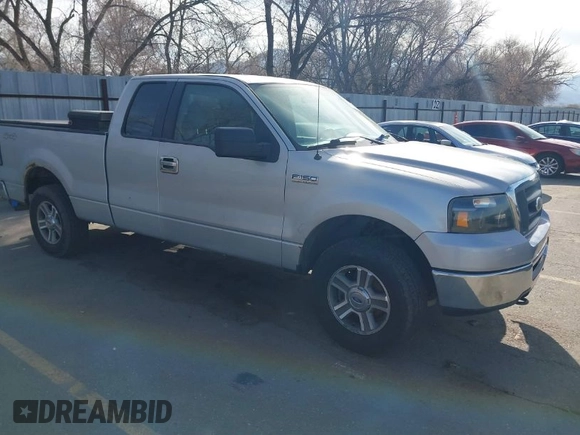 2006 Ford F-150 XLT with VIN 1FTPX14506FA09924, listed as a IAAI auction lot 41902617 with 179,444 mi miles. Bid and sale history available at carsss.com. Image 1.
