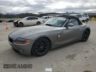 2004 BMW Z4 2.5i with VIN 4USBT33544LS53099, listed as a Copart auction lot 44332185 with 171,664 mi miles and Salvage Title. Bid and sale history available at carsss.com. Image 1.