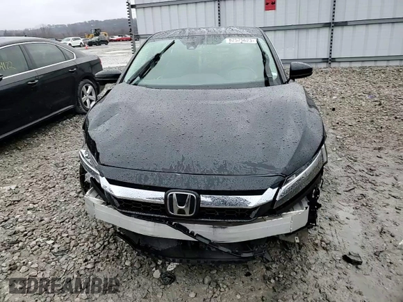 2018 Honda Clarity Plug-In Hybrid Touring with VIN JHMZC5F36JC013265, listed as a Copart auction lot 82575623 with 100,748 mi miles. Bid and sale history available at carsss.com. Image 11.