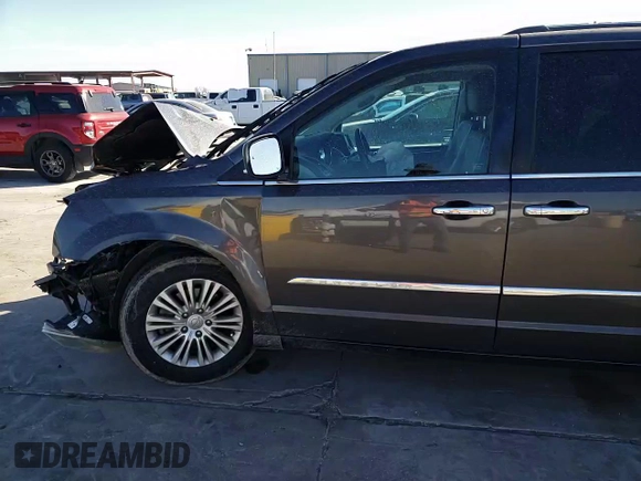 2015 Chrysler Town & Country Touring-L with VIN 2C4RC1CG3FR573874, listed as a Copart auction lot 49412035 with 72,539 mi miles and Salvage Title. Bid and sale history available at carsss.com. Image 11.