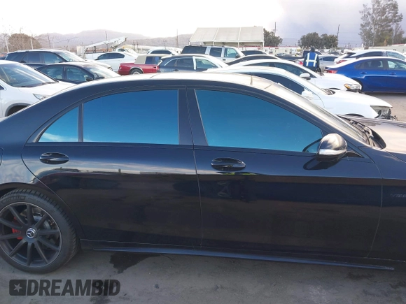 2018 Mercedes-Benz S 63 AMG with VIN WDDUG8JB9JA357139, listed as a IAAI auction lot 41265507 with 41,224 mi miles and . Bid and sale history available at DreamBid. Image 13.