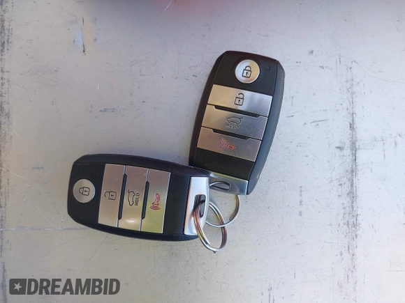 2014 Kia Sportage EX with VIN KNDPC3AC7E7650068, listed as a IAAI auction lot 42515890 with 185,882 mi miles and . Bid and sale history available at DreamBid. Image 11.