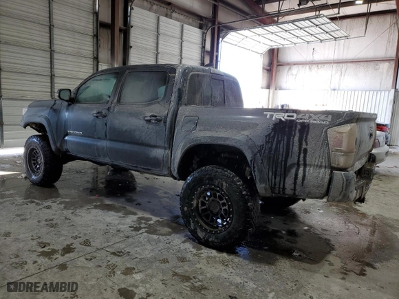 2020 Toyota Tacoma 4WD SR5 with VIN 5TFCZ5AN3LX231240, listed as a Copart auction lot 45538285 with 96,076 mi miles and Salvage Title. Bid and sale history available at carsss.com. Image 2.