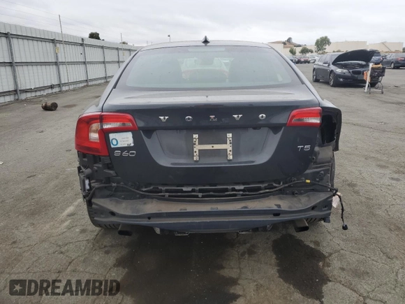 2015 Volvo S60 T5 Drive-E Premier with VIN YV126MFK6F1352357, listed as a Copart auction lot 70982193 with 31,445 mi miles. Bid and sale history available at carsss.com. Image 6.
