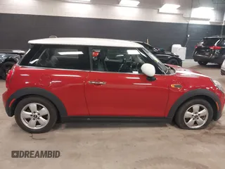 2017 MINI Hardtop Cooper with VIN WMWXP5C37H3C64033, listed as a IAAI auction lot 42028317 with 46,373 mi miles and . Bid and sale history available at DreamBid. Image 13.