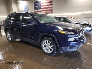 2016 Jeep Cherokee Latitude with VIN 1C4PJMCB5GW112087, listed as a Copart auction lot 48338375 with 128,599 mi miles and Salvage Title. Bid and sale history available at DreamBid. Image 4.