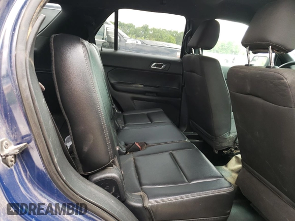 2016 Ford Police Interceptor Utility z VIN 1FM5K8AR2GGC37615, wystawiony jako Copart lot #57084935 z przebiegiem 170 078 mil mil oraz Szkoda całkowita • Salvage title. Historia ofert i sprzedaży dostępna na DreamBid. Obrazek 10.