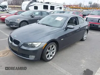 2008 BMW 3 Series 328xi z VIN WBAWV53528P078991, wystawiony jako IAAI lot #41662807 z przebiegiem Nie podano mil oraz . Historia ofert i sprzedaży dostępna na DreamBid. Obrazek 2.