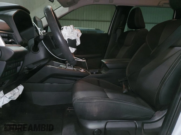2023 Mitsubishi Outlander ES z VIN JA4J3TA82PZ009848, wystawiony jako Copart lot #82392604 z przebiegiem 52 123 mil mil oraz Szkoda całkowita • Salvage title. Historia ofert i sprzedaży dostępna na DreamBid. Obrazek 7.