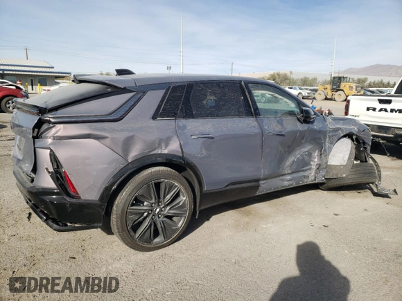 2024 Cadillac LYRIQ Sport z VIN 1GYKPWRL7RZ122023, wystawiony jako Copart lot #80765334 z przebiegiem 6 183 mil mil oraz Szkoda całkowita • Salvage title. Historia ofert i sprzedaży dostępna na DreamBid. Obrazek 3.