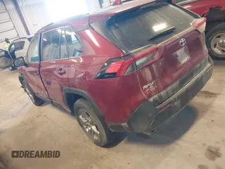 2024 Toyota RAV4 XLE with VIN 2T3P1RFV1RW423570, listed as a IAAI auction lot 41320150 with 34,490 mi miles. Bid and sale history available at carsss.com. Image 3.