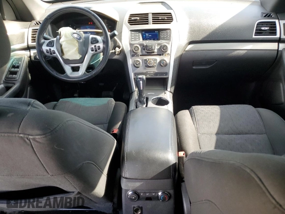 2014 Ford Explorer XLT z VIN 1FM5K7D85EGB73497, wystawiony jako Copart lot #58646835 z przebiegiem 132 075 mil mil oraz Szkoda całkowita • Salvage title. Historia ofert i sprzedaży dostępna na DreamBid. Obrazek 8.