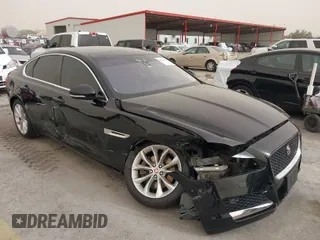 2019 Jaguar XF 25t Premium with VIN SAJBD4FX4KCY79210, listed as a IAAI auction lot 41716178 with 76,314 mi miles. Bid and sale history available at carsss.com. Image 1.