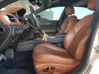 2018 Maserati Ghibli z VIN ZAM57XSAXJ1278606, wystawiony jako Copart lot #55722585 z przebiegiem 50 007 mil mil oraz Szkoda całkowita • Salvage title. Historia ofert i sprzedaży dostępna na DreamBid. Obrazek 7.