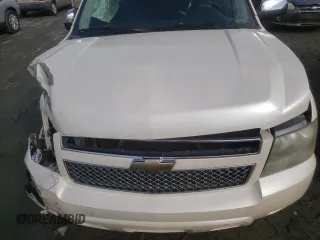 2008 Chevrolet Tahoe 3LT z VIN 1GNFK13078R199472, wystawiony jako Copart lot #85005124 z przebiegiem 235 666 mil mil oraz Szkoda całkowita • Salvage title. Historia ofert i sprzedaży dostępna na DreamBid. Obrazek 12.