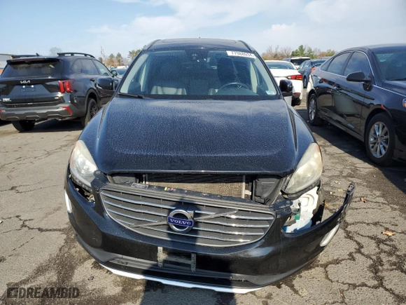 2015 Volvo XC60 T6 Drive-E with VIN YV449MDK8F2642602, listed as a Copart auction lot 77088034 with 154,531 mi miles and Salvage Title. Bid and sale history available at carsss.com. Image 5.