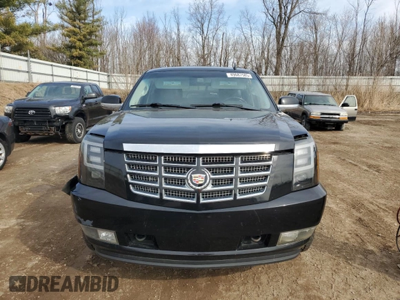 2012 Cadillac Escalade Luxury z VIN 1GYS4BEF4CR263477, wystawiony jako Copart lot #49687585 z przebiegiem 242 718 mil mil oraz Czysty tytuł • Clean title. Historia ofert i sprzedaży dostępna na DreamBid. Obrazek 5.