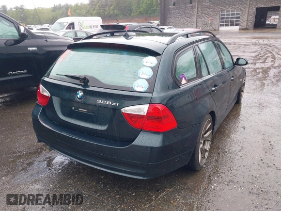 2007 BMW 3 Series 328xi z VIN WBAVT73557FZ36066, wystawiony jako IAAI lot #42333756 z przebiegiem 88 424 mil mil oraz . Historia ofert i sprzedaży dostępna na DreamBid. Obrazek 4.