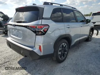 2025 Subaru Forester Premium with VIN JF2SLDDC9SH542604, listed as a Copart auction lot 53816305 with 440 mi miles and Salvage title. Bid and sale history available at DreamBid. Image 3.
