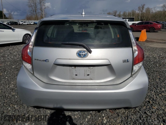 2016 Toyota Prius One z VIN JTDKDTB35G1135081, wystawiony jako Copart lot #49517745 z przebiegiem 69 327 mil mil oraz Szkoda całkowita • Salvage title. Historia ofert i sprzedaży dostępna na DreamBid. Obrazek 6.