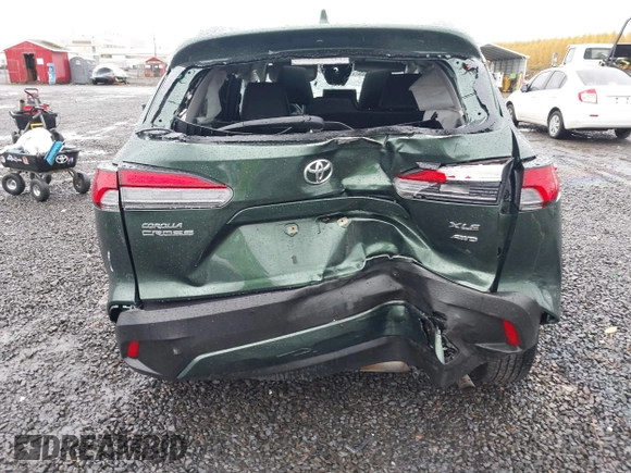 2023 Toyota Corolla Cross XLE z VIN 7MUDAABG2PV073950, wystawiony jako IAAI lot #40665833 z przebiegiem Nie podano mil oraz . Historia ofert i sprzedaży dostępna na DreamBid. Obrazek 17.