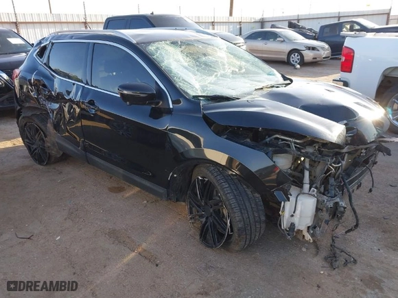 2018 Nissan Rogue Sport SV with VIN JN1BJ1CP6JW187881, listed as a IAAI auction lot 41855611 with 112,949 mi miles. Bid and sale history available at carsss.com. Image 1.