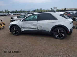 2025 Hyundai Ioniq 5 z VIN 7YAKN4DA4SY008488, wystawiony jako IAAI lot #42460932 z przebiegiem 703 mil mil oraz . Historia ofert i sprzedaży dostępna na DreamBid. Obrazek 14.
