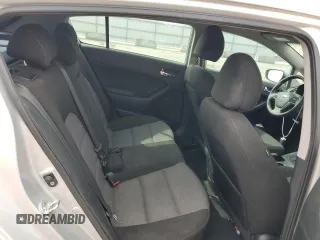 2016 Kia Forte LX z VIN KNAFK5A83G5647749, wystawiony jako Copart lot #47702034 z przebiegiem 75 492 mil mil oraz Szkoda całkowita • Salvage title. Historia ofert i sprzedaży dostępna na DreamBid. Obrazek 10.