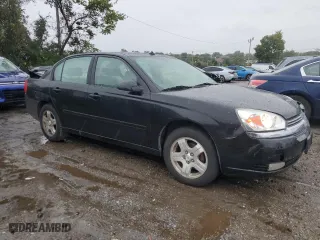 2004 Chevrolet Malibu LT with VIN 1G1ZU54844F126883, listed as a Copart auction lot 71360564 with 233,377 mi miles and Salvage Title. Bid and sale history available at carsss.com. Image 4.
