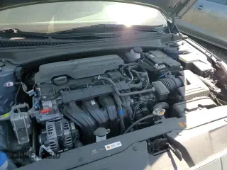 2022 Hyundai Elantra SE z VIN KMHLL4AG0NU349789, wystawiony jako Copart lot #58025225 z przebiegiem 34 592 mil mil oraz Szkoda całkowita • Salvage title. Historia ofert i sprzedaży dostępna na DreamBid. Obrazek 13.