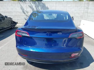 2018 Tesla Model 3 Long Range Battery with VIN 5YJ3E1EA1JF014630, listed as a IAAI auction lot 41877296 with 137,294 mi miles and . Bid and sale history available at DreamBid. Image 16.