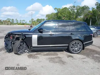 2021 Land Rover Range Rover P525 Westminster z VIN SALGS2SE0MA439172, wystawiony jako IAAI lot #42186748 z przebiegiem 22 326 mil mil oraz . Historia ofert i sprzedaży dostępna na DreamBid. Obrazek 15.