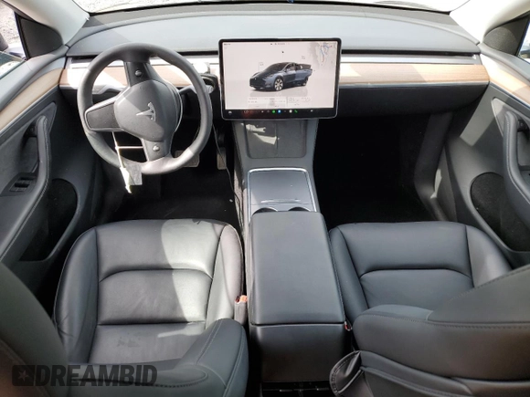 2024 Tesla Model Y Long Range z VIN 7SAYGDEE8RF986258, wystawiony jako Copart lot #58434275 z przebiegiem 59 934 mil mil oraz Szkoda całkowita • Salvage title. Historia ofert i sprzedaży dostępna na DreamBid. Obrazek 8.