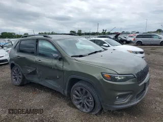 2021 Jeep Cherokee Latitude Lux with VIN 1C4PJMMX0MD220537, listed as a Copart auction lot 61553615 with 37,305 mi miles and Salvage title. Bid and sale history available at DreamBid. Image 4.