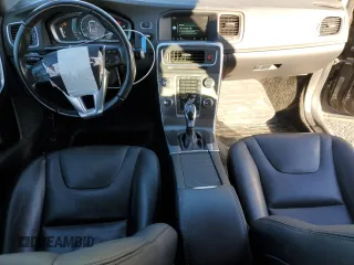 2015 Volvo V60 T5 Premier with VIN YV1612SK4F1221129, listed as a Copart auction lot 84653804 with 70,267 mi miles and Salvage Title. Bid and sale history available at carsss.com. Image 8.