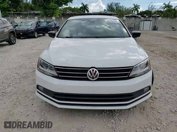 2016 Volkswagen Jetta Sport z VIN 3VWD17AJ1GM404816, wystawiony jako Copart lot #46916355 z przebiegiem 71 748 mil mil oraz Szkoda całkowita • Salvage title. Historia ofert i sprzedaży dostępna na DreamBid. Obrazek 13.