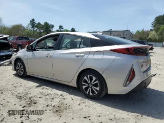2017 Toyota Prius Plus z VIN JTDKARFP8H3049875, wystawiony jako Copart lot #54362185 z przebiegiem 81 193 mil mil oraz Szkoda całkowita • Salvage title. Historia ofert i sprzedaży dostępna na DreamBid. Obrazek 2.