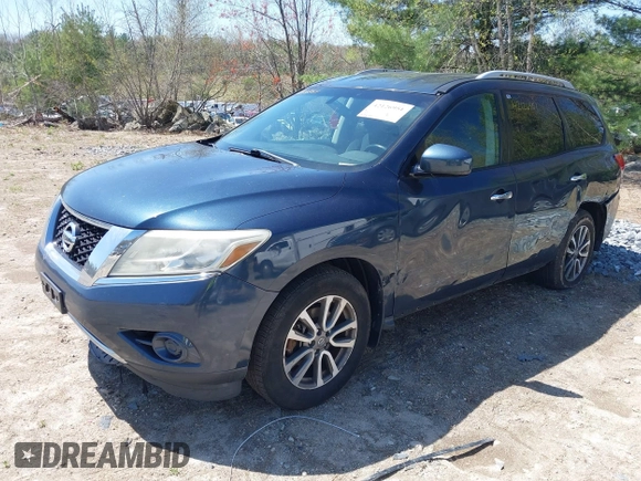 2013 Nissan Pathfinder S with VIN 5N1AR2MM5DC649148, listed as a IAAI auction lot 42126951 with 152,678 mi miles. Bid and sale history available at carsss.com. Image 2.
