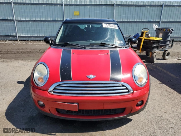 2010 MINI Cooper Clubman with VIN WMWML3C52ATX51812, listed as a Copart auction lot 51457635 with 84,719 mi miles and Salvage Title. Bid and sale history available at carsss.com. Image 5.