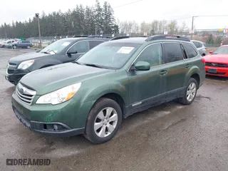 2012 Subaru Outback 2.5i Prem with VIN 4S4BRBCC2C3257806, listed as a IAAI auction lot 41940089 with 131,935 mi miles. Bid and sale history available at carsss.com. Image 2.