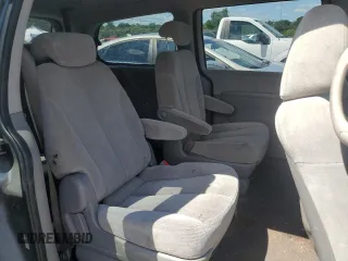 2008 Kia Sedona LX with VIN KNDMB233886230455, listed as a Copart auction lot 61481844 with 222,538 mi miles and Non Repairable. Bid and sale history available at carsss.com. Image 11.