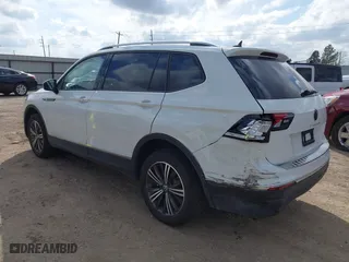 2024 Volkswagen Tiguan Wolfsburg Edition with VIN 3VV5B7AX8RM233687, listed as a IAAI auction lot 41504709 with 2,387 mi miles. Bid and sale history available at carsss.com. Image 3.