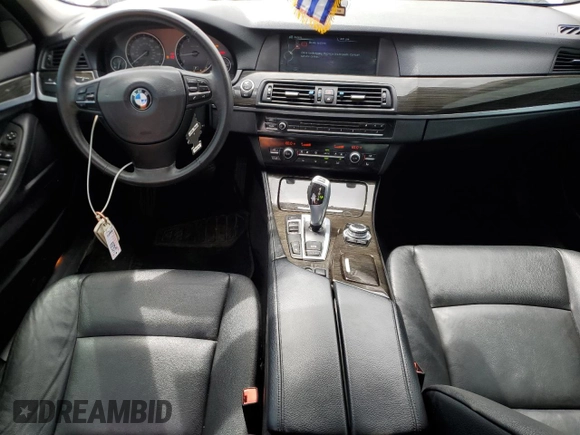 2013 BMW 5 Series 528i xDrive с VIN WBAXH5C56DD111921, выставлен на аукционе Copart как лот 57354925 с пробегом 86 791 миль миль и Списание • Salvage title. История ставок и продаж доступна на DreamBid. Изображение 8.