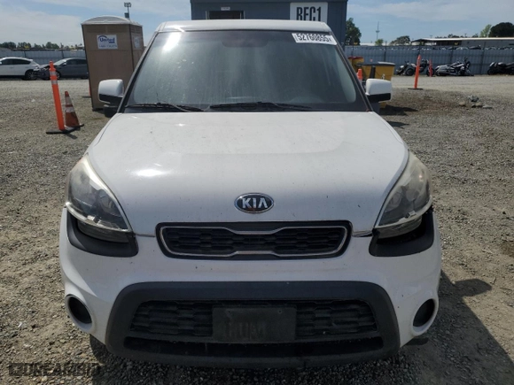 2013 Kia Soul with VIN KNDJT2A55D7485492, listed as a Copart auction lot 52760855 with 140,652 mi miles and Clean Title. Bid and sale history available at carsss.com. Image 5.