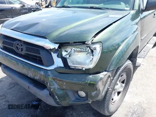 2014 Toyota Tacoma PreRunner with VIN 3TMJU4GN3EM162971, listed as a IAAI auction lot 41803155 with 250,083 mi miles. Bid and sale history available at carsss.com. Image 6.